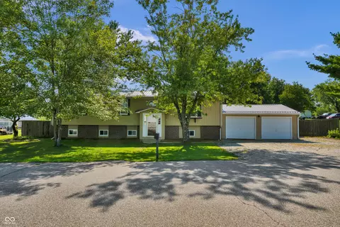 2903 Hoosier Dr, North Vernon, IN 47265