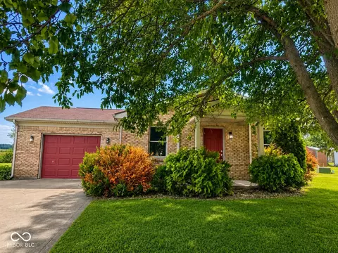 1425 Ash Ct, Martinsville, IN 46151