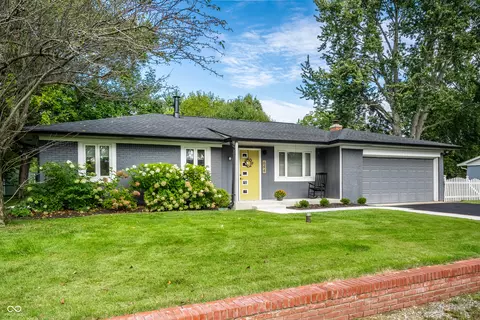 644 Lakeview Dr, Zionsville, IN 46077