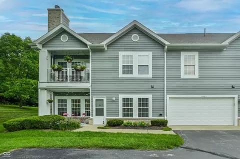 1025 Falcon Rdg, Indianapolis, IN 46280