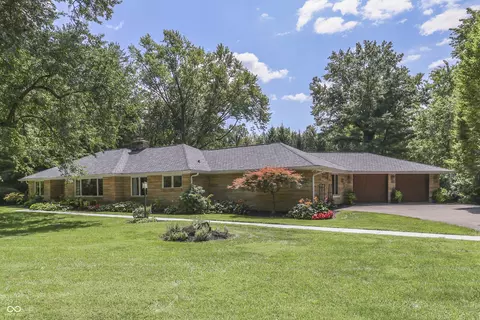 39 Highland Manor Ct N, Indianapolis, IN 46228
