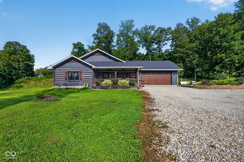 237 Salt Creek Rd, Nashville, IN 47448