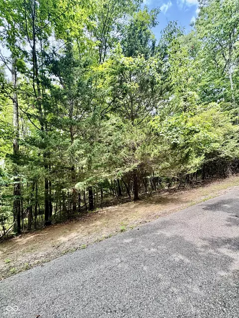 0 E Parkwood Dr, Martinsville, IN 46151