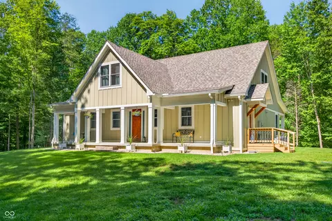 5832 N Oak Rdg, Morgantown, IN 46160