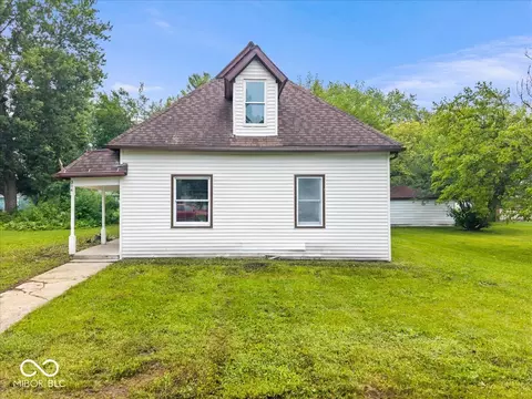 Exterior - 314 Craven St, Sweetser, IN 46987 photo 2 of 6