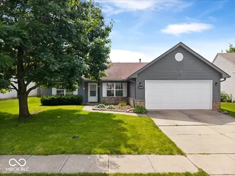 11770 Sand Creek Blvd, Fishers, IN 46037