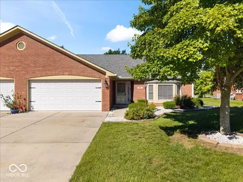 426 Waterford Ln, Avon, IN 46123