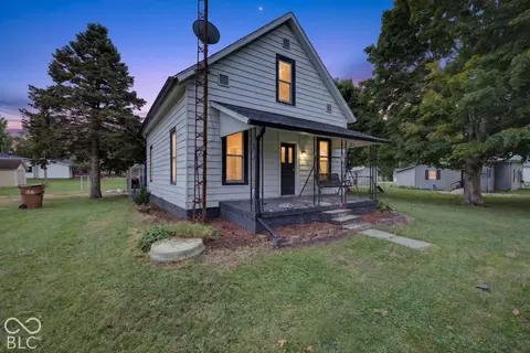 303 Brant St, Waynetown, IN 47990