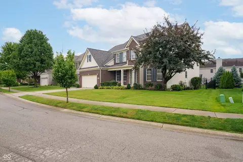 12135 Ashland Dr, Fishers, IN 46037