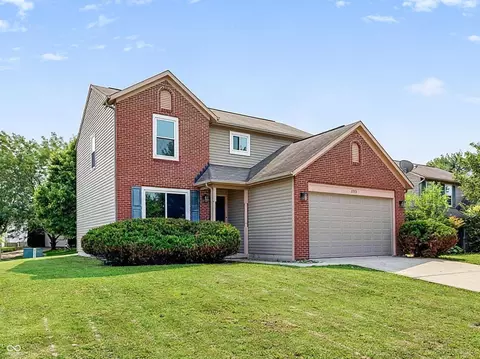 3923 Planewood Dr, Indianapolis, IN 46235