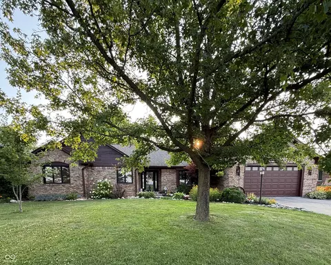 11867 N Shelby 700 W, New Palestine, IN 46163