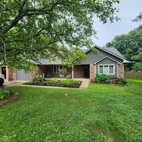 4255 Egbert Rd, Martinsville, IN 46151