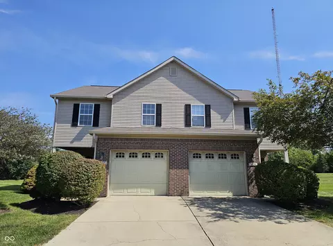 10292 Golden Dr, Noblesville, IN 46060