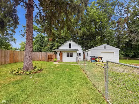 5903 Oak Ln, Anderson, IN 46013