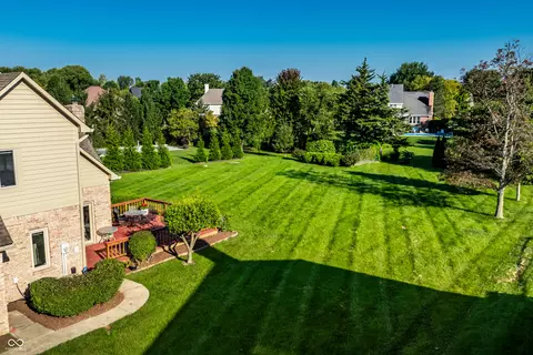Exterior - 2540 Sutton Ave, Carmel, IN 46032 photo 4 of 7