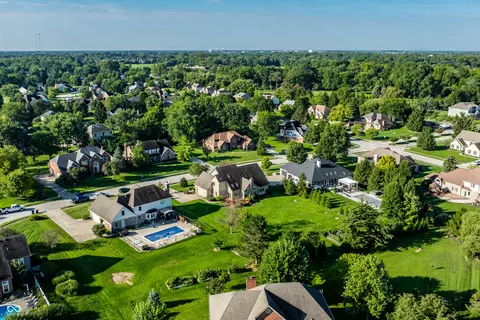 View/Area - 2540 Sutton Ave, Carmel, IN 46032 photo 4 of 8