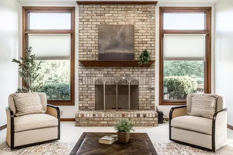 Living - 2540 Sutton Ave, Carmel, IN 46032 photo 2 of 5