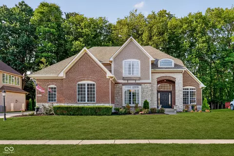 13712 Fairwood Dr, Mccordsville, IN 46055