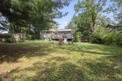 Exterior - 308 S Davisson St, Bloomington, IN 47403 photo 2 of 6