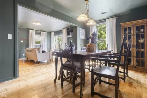 Dining - 308 S Davisson St, Bloomington, IN 47403 photo 1 of 3