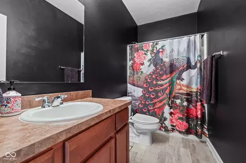 Bath - 5976 Chazimal St, Plainfield, IN 46168 photo 2 of 2
