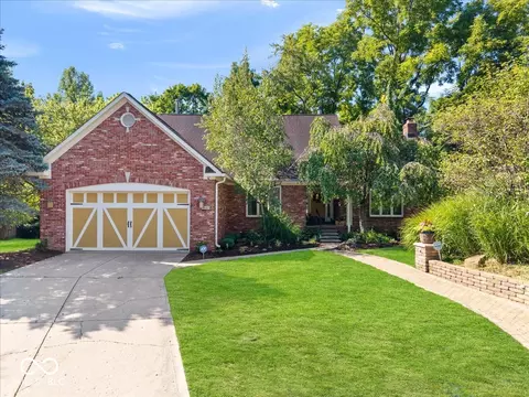 9127 Pinecreek Ct, Indianapolis, IN 46256