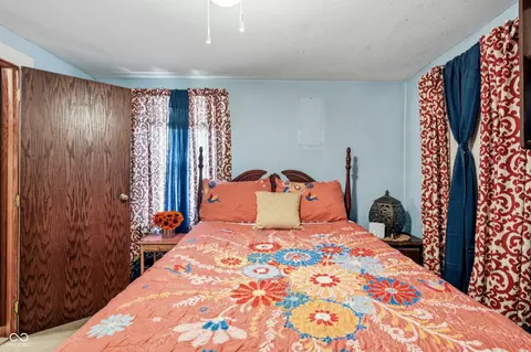 Bedroom - 3915 E 12th St, Indianapolis, IN 46201 photo 1 of 2