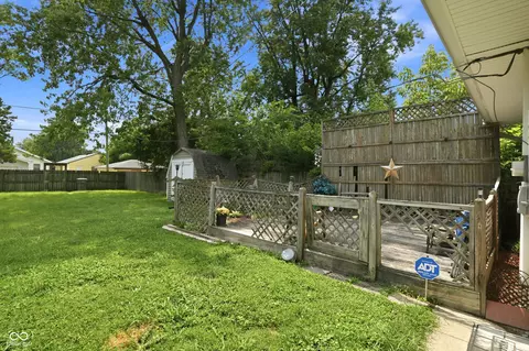 Exterior - 3915 E 12th St, Indianapolis, IN 46201 photo 5 of 7