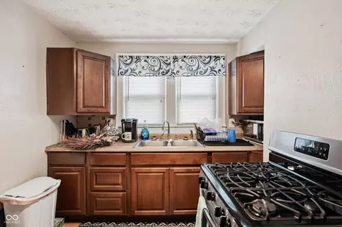 Kitchen - 3915 E 12th St, Indianapolis, IN 46201 photo 2 of 2