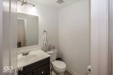 Bath - 8740 Buttonbush Cir, Plainfield, IN 46168 photo 2 of 2