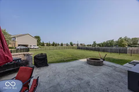 Exterior - 8740 Buttonbush Cir, Plainfield, IN 46168 photo 4 of 6
