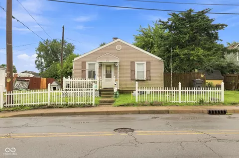 515 W 29th St, Anderson, IN 46016
