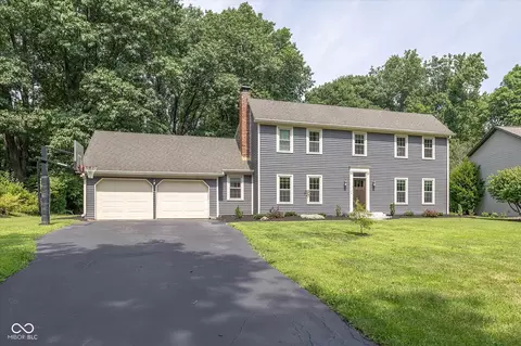 220 Redwood Cir, Noblesville, IN 46062