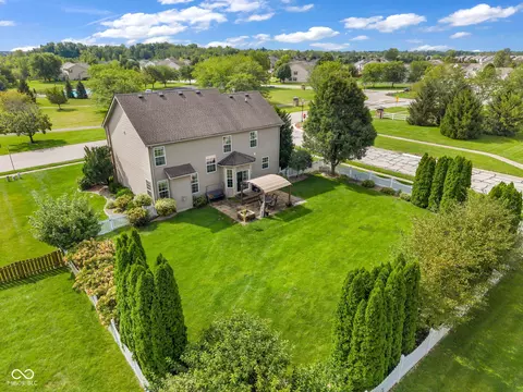 View/Area - 8608 Valarian Dr, Plainfield, IN 46168 photo 2 of 6
