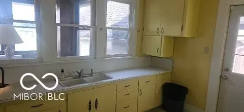 40 E Walnut St, Martinsville, IN 46151