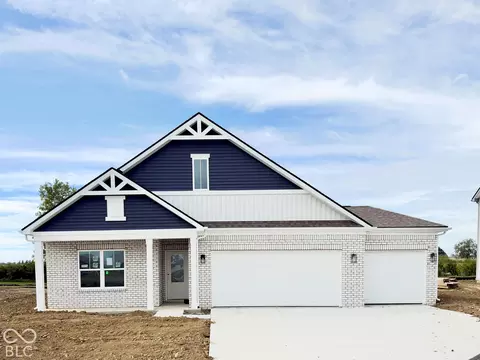 2354 Nampa Dr, Whitestown, IN 46075