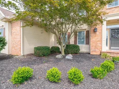 Exterior - 2232 Longleaf Dr, Fort Wayne, IN 46814 photo 8 of 24