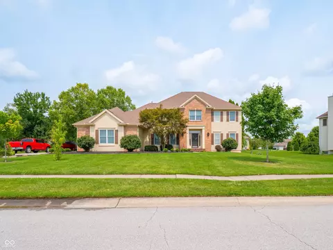 2232 Longleaf Dr, Fort Wayne, IN 46814