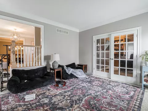 Living - 2232 Longleaf Dr, Fort Wayne, IN 46814 photo 2 of 8
