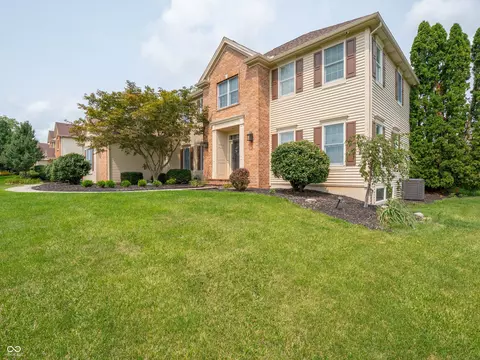 Exterior - 2232 Longleaf Dr, Fort Wayne, IN 46814 photo 4 of 24