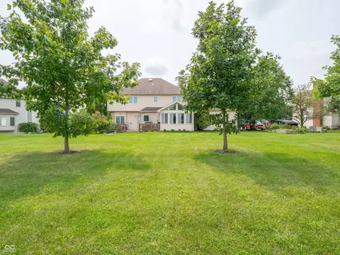 Exterior - 2232 Longleaf Dr, Fort Wayne, IN 46814 photo 15 of 24