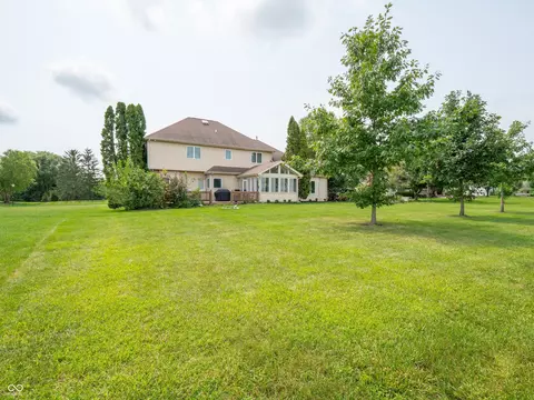 Exterior - 2232 Longleaf Dr, Fort Wayne, IN 46814 photo 18 of 24
