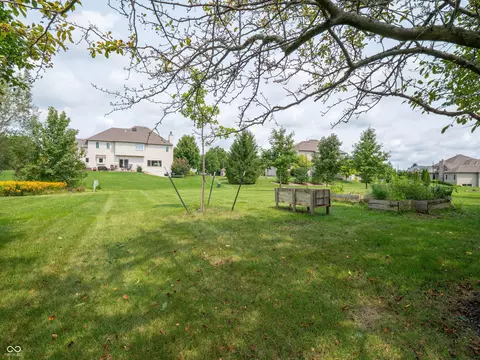 Exterior - 2232 Longleaf Dr, Fort Wayne, IN 46814 photo 12 of 24