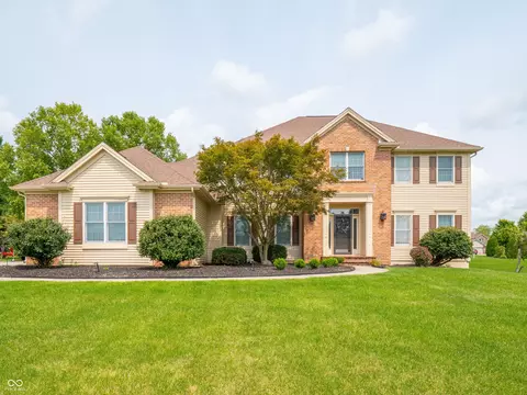 Exterior - 2232 Longleaf Dr, Fort Wayne, IN 46814 photo 2 of 24