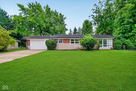 289 W County Line, Greenwood, IN 46142