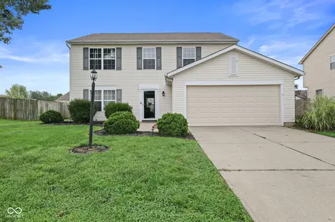 1333 Harrison Dr, Greenwood, IN 46143
