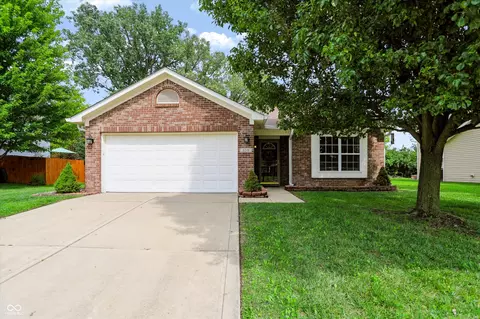 659 Sonoma Ln, Greenfield, IN 46140