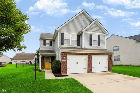 5338 Bombay Dr, Indianapolis, IN 46239