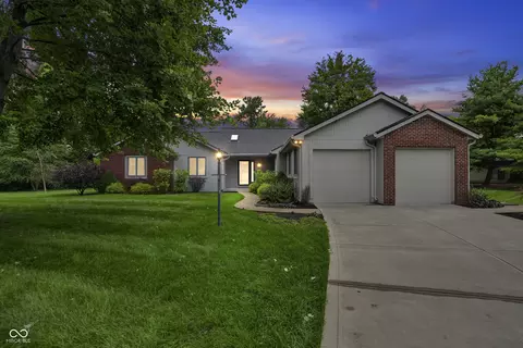 7990 Springwater Cir, Indianapolis, IN 46256