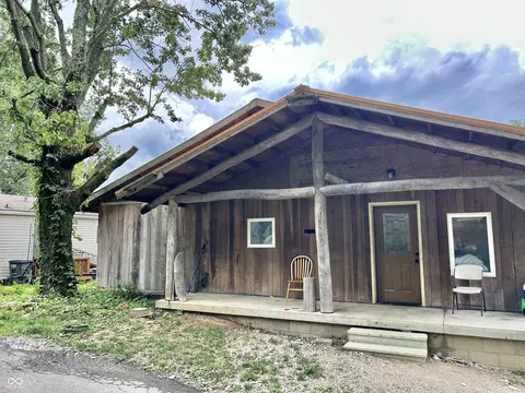 5005 Van Bibber Lk, Greencastle, IN 46135